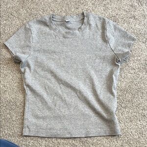 Uniqlo grey mini tee(M)